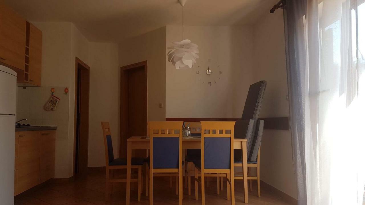 Apartment Zeljka 네레자인 외부 사진